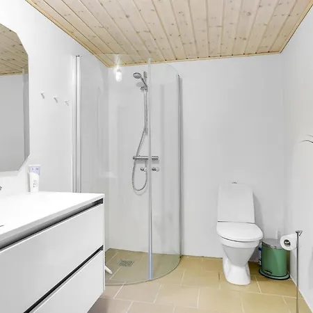 Semesterbostad Awesome In With Wifi