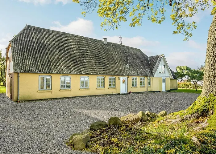 Awesome In With Wifi בית נופש