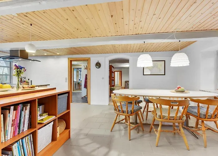 בית נופש Awesome In With Wifi